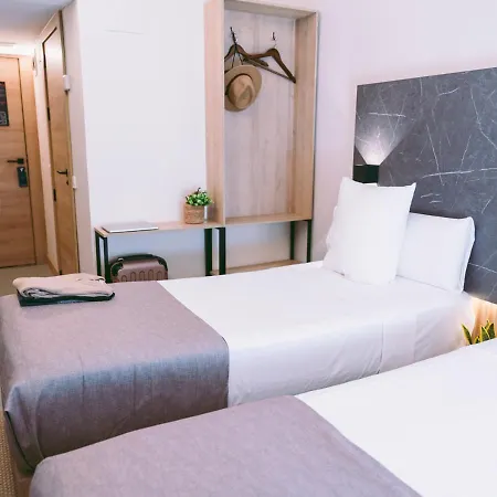 Casa Gardenia 2* برشلونة